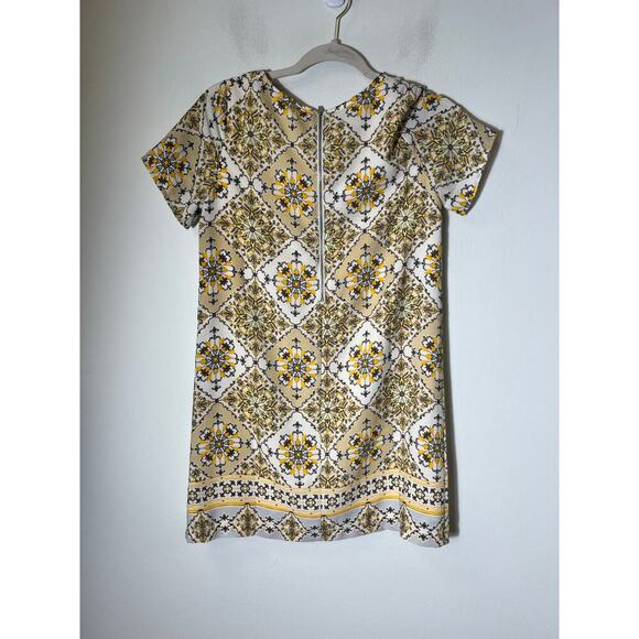Lulu's Yellow Print Short Sleeve Knee Lenth Dress Sz xs - Picture 2 of 3